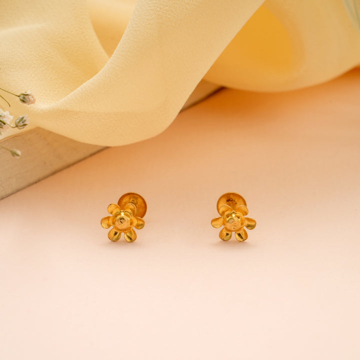 Little Blossom Simple Gold Stud