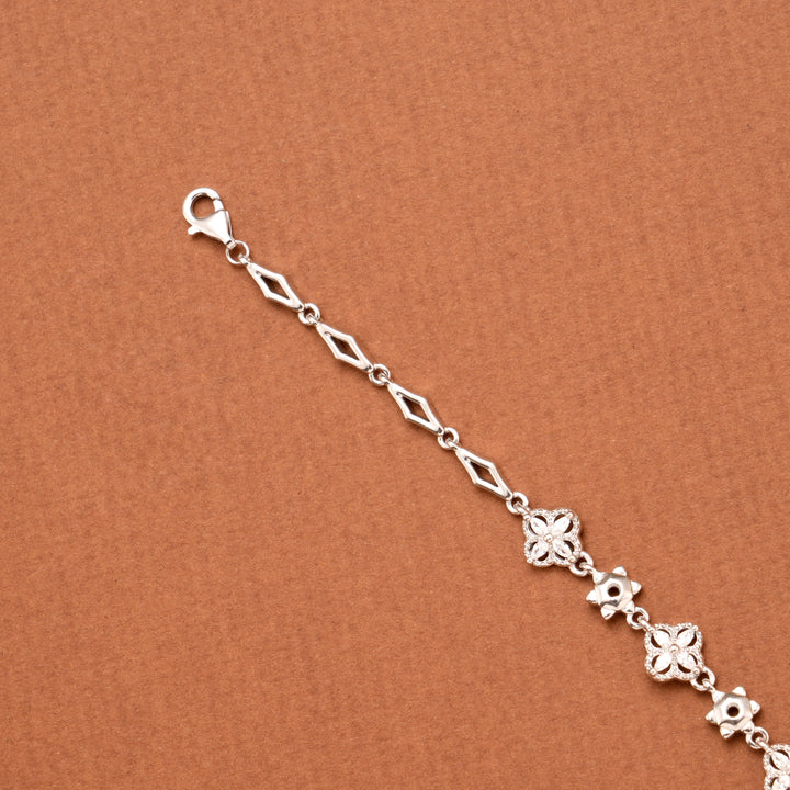 Modern Mini Heart Linked Chain Silver Bracelet