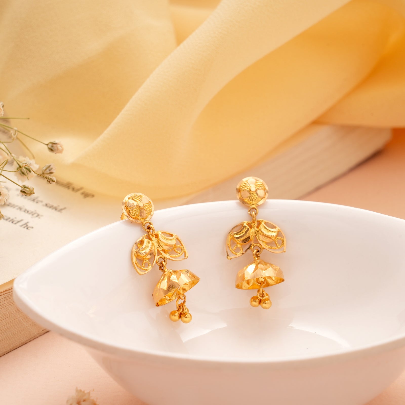 Classic Twin Leaf Pattern Gold Jhumkas