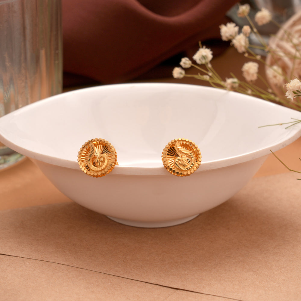 Beautiful Round Gold Swirl Stud
