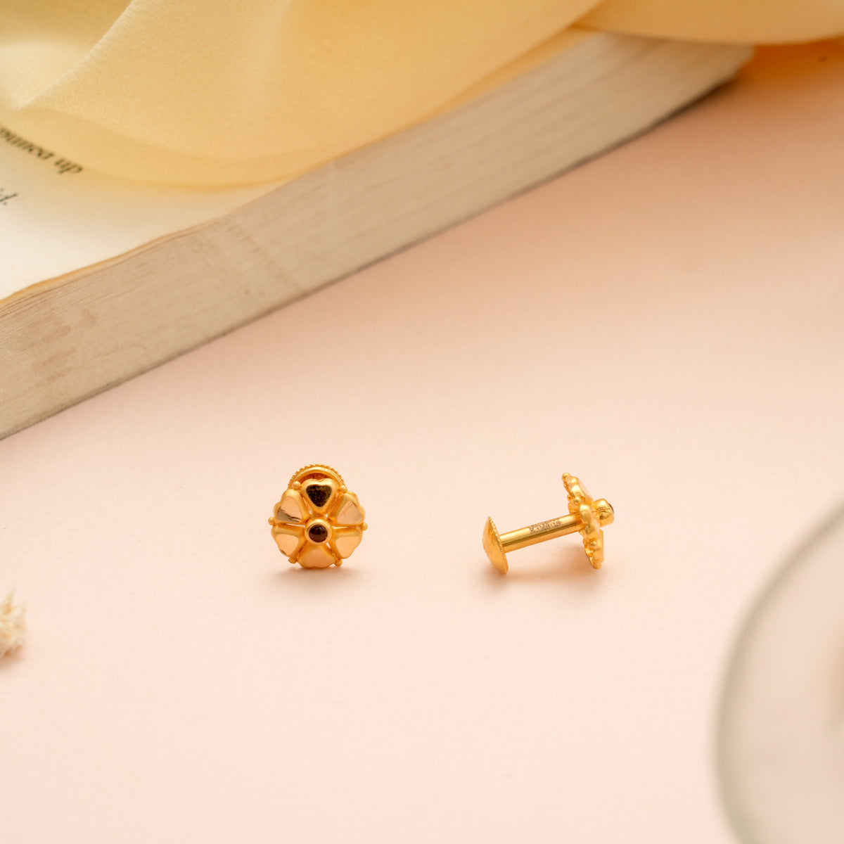 Traditional Flower Design Gold Stud
