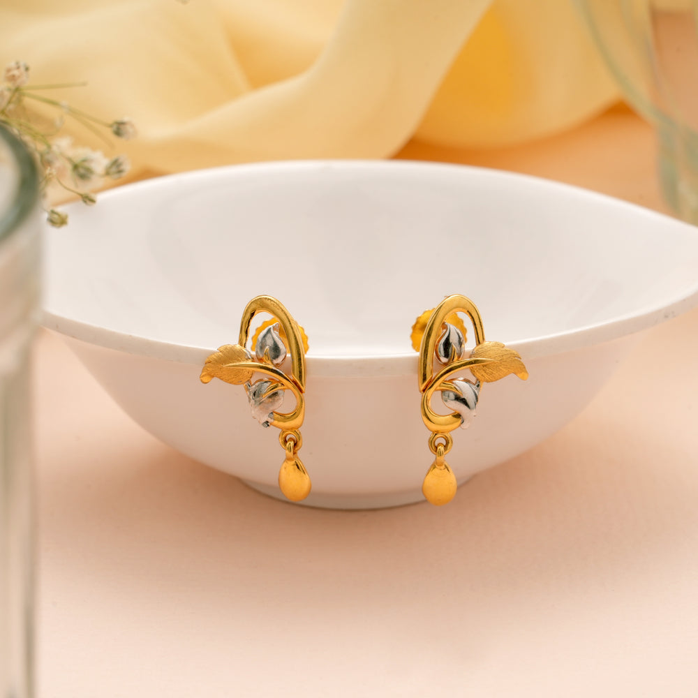 Ethnic Tri Leaf Color Gold Earring