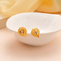 Regal Gold Betel Leaf Stud
