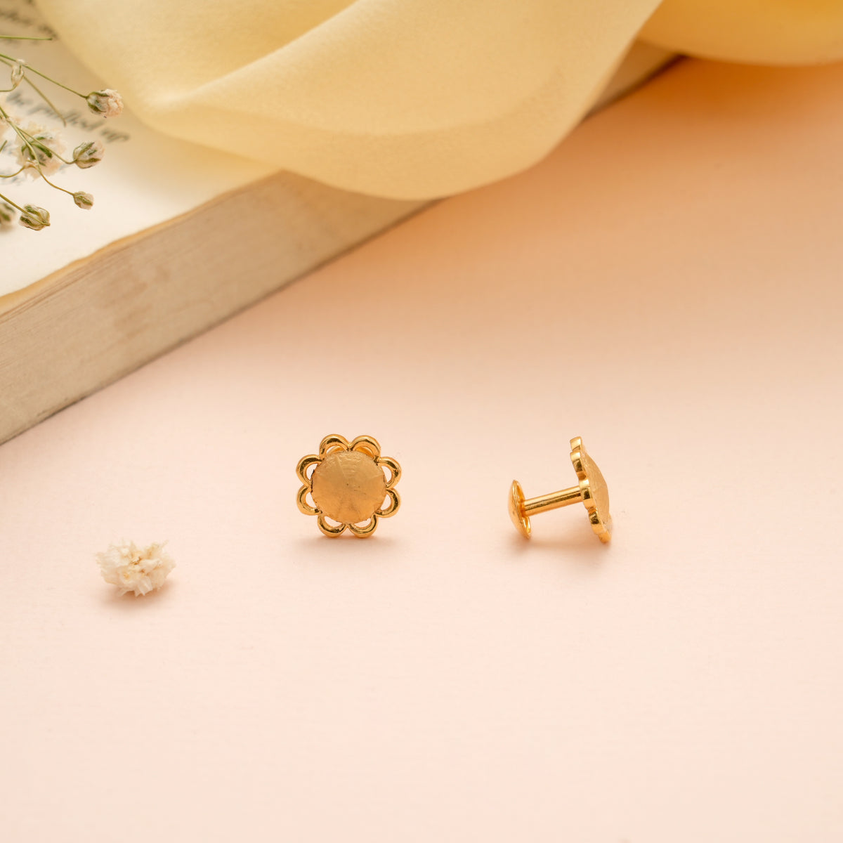 Blooming Sunflower Design Gold Stud