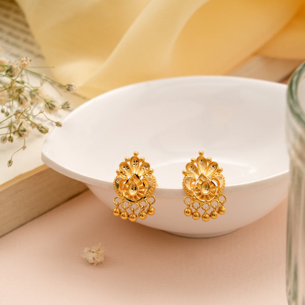 Traditional Floral Pattern Gold Drops Stud