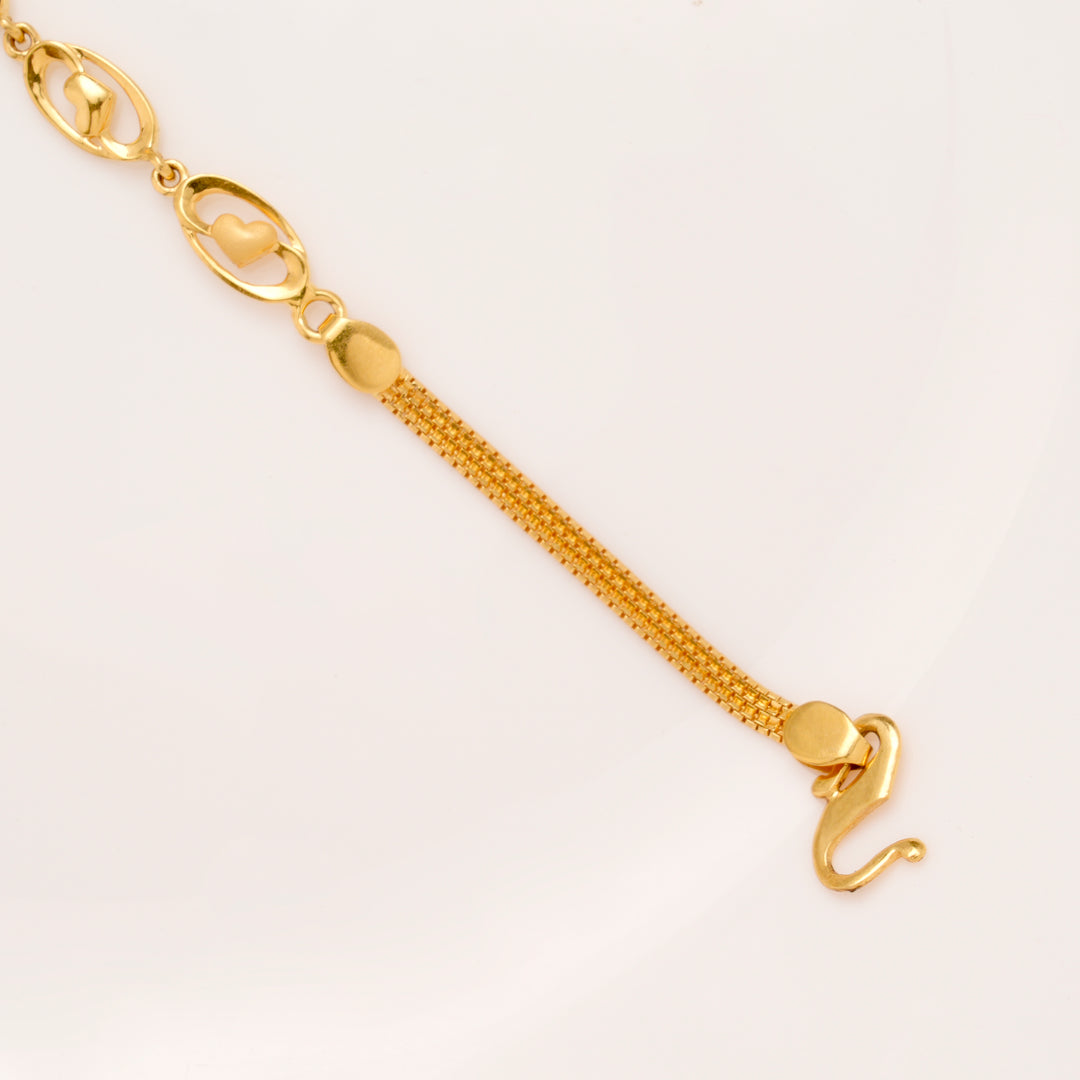 Regal Oval Shape with Mini Heart Gold Bracelet