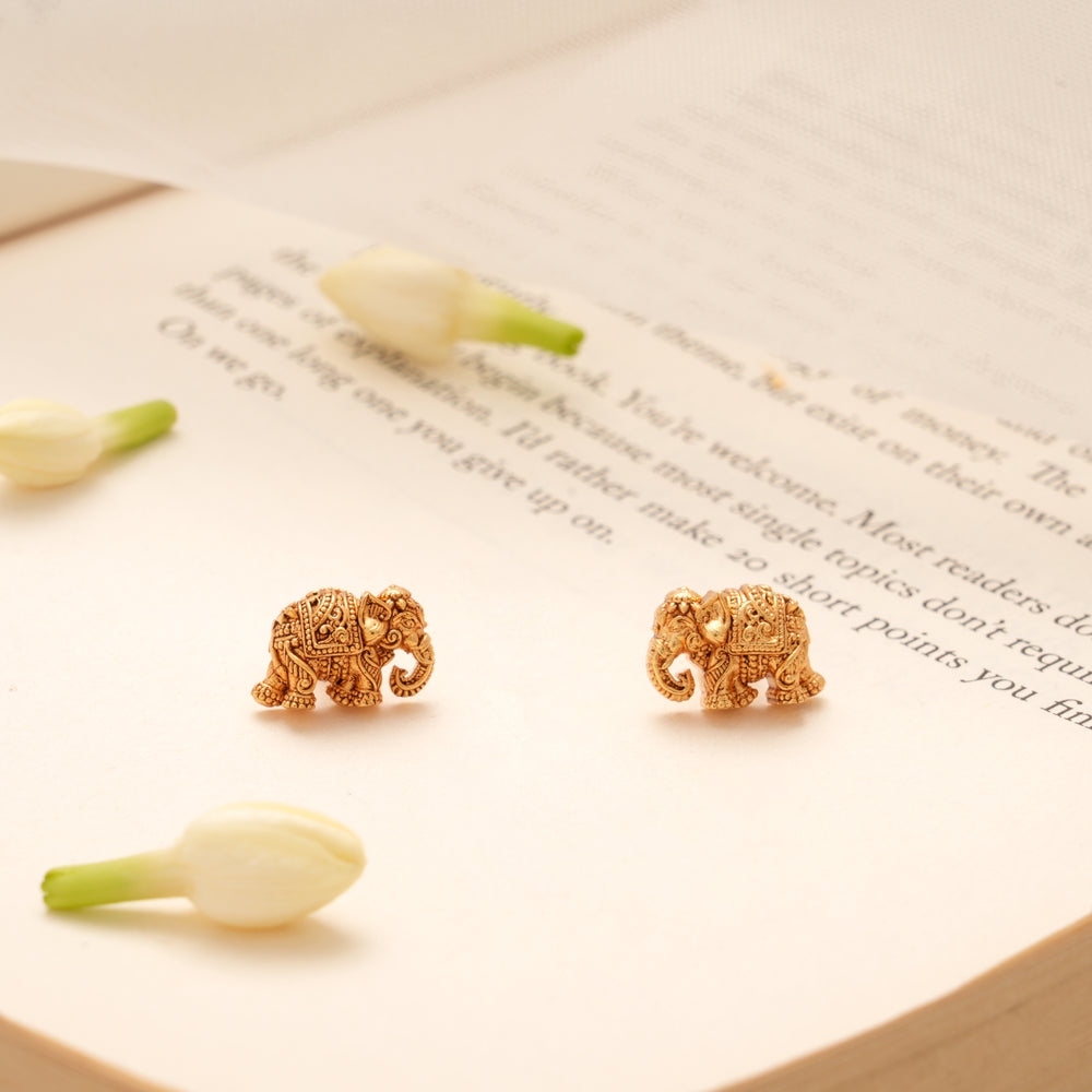 Cute Little Elephant Golden Stud