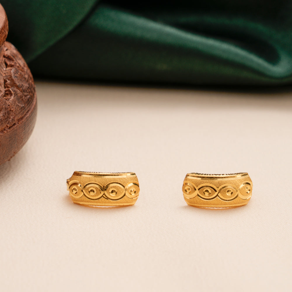 Classic Engraved Small Hoop Earrings