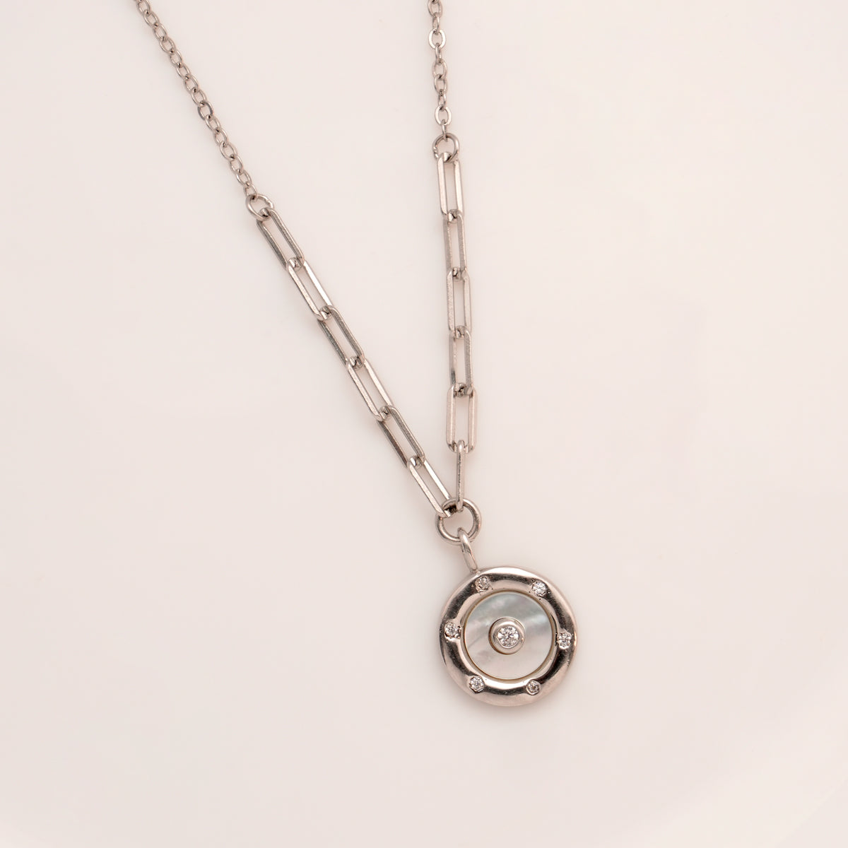 Sparkling Circle Stone Silver Chain