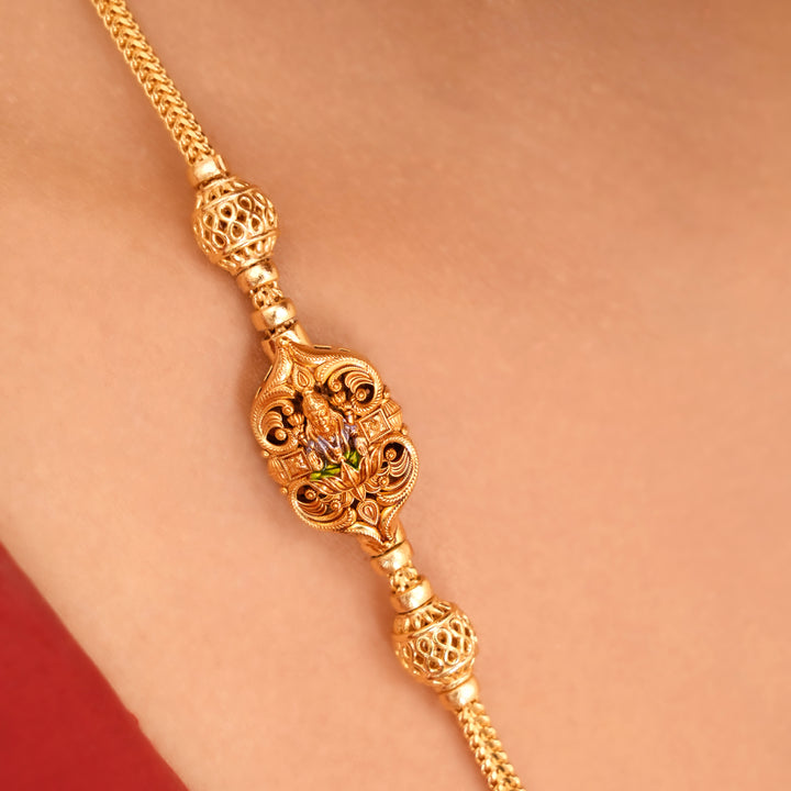 Lotus Aishwarya Lakshmi Mugappu Chain