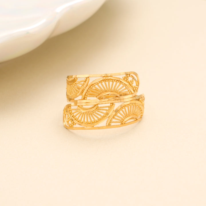 Modern Fan Shape Gold Ring