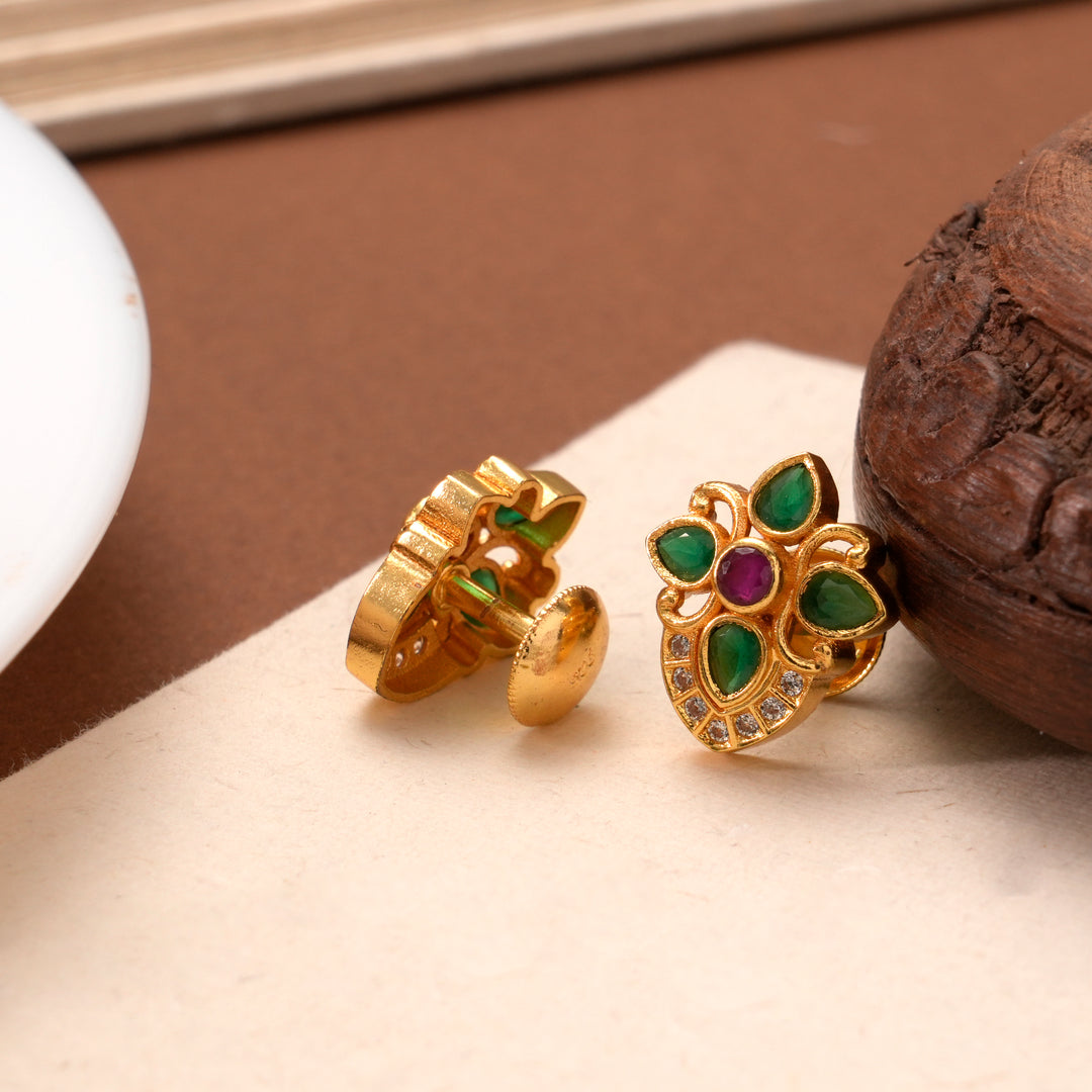 Radiant Three Stone Golden Kundan Stud