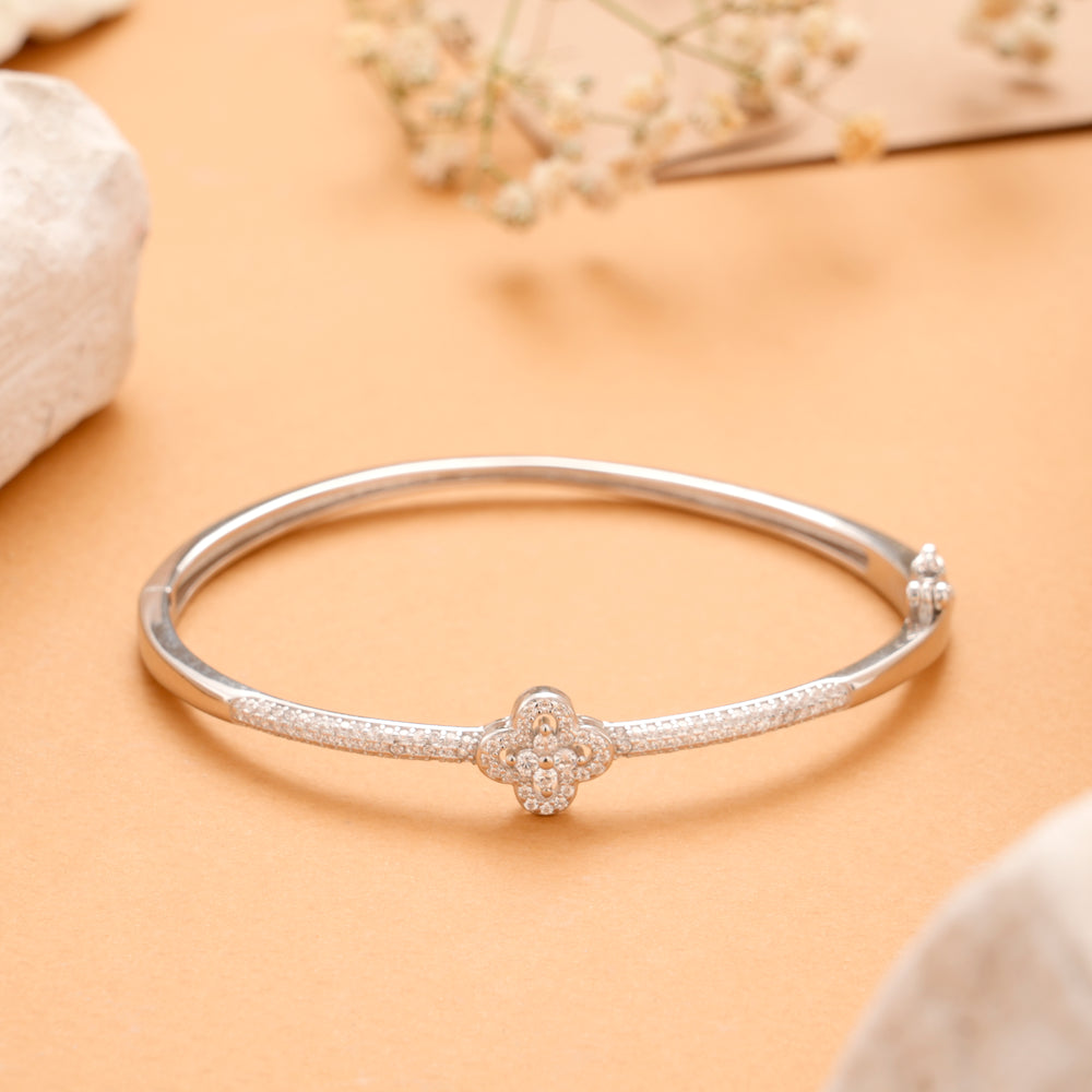 Classic Clover Flower Silver Kada