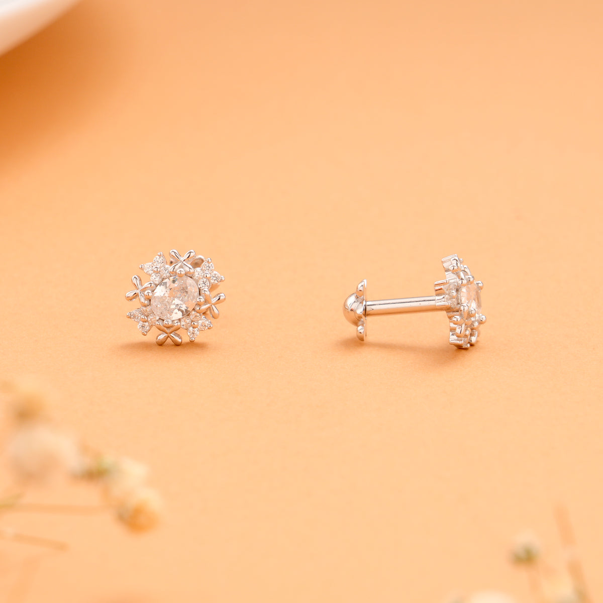 Oval Halo Cluster Silver Stud