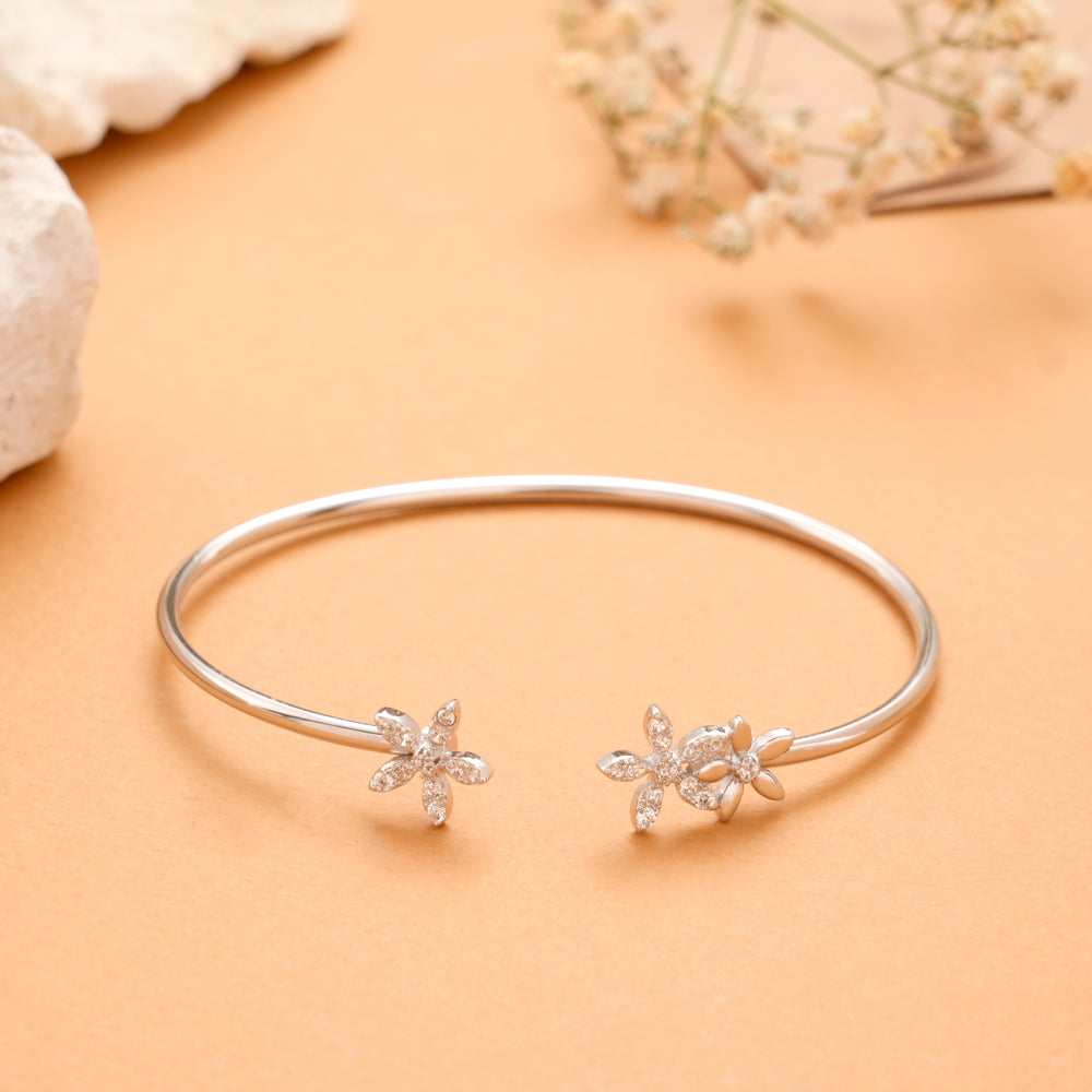 Sparkling Silver Radiant Flower Kada