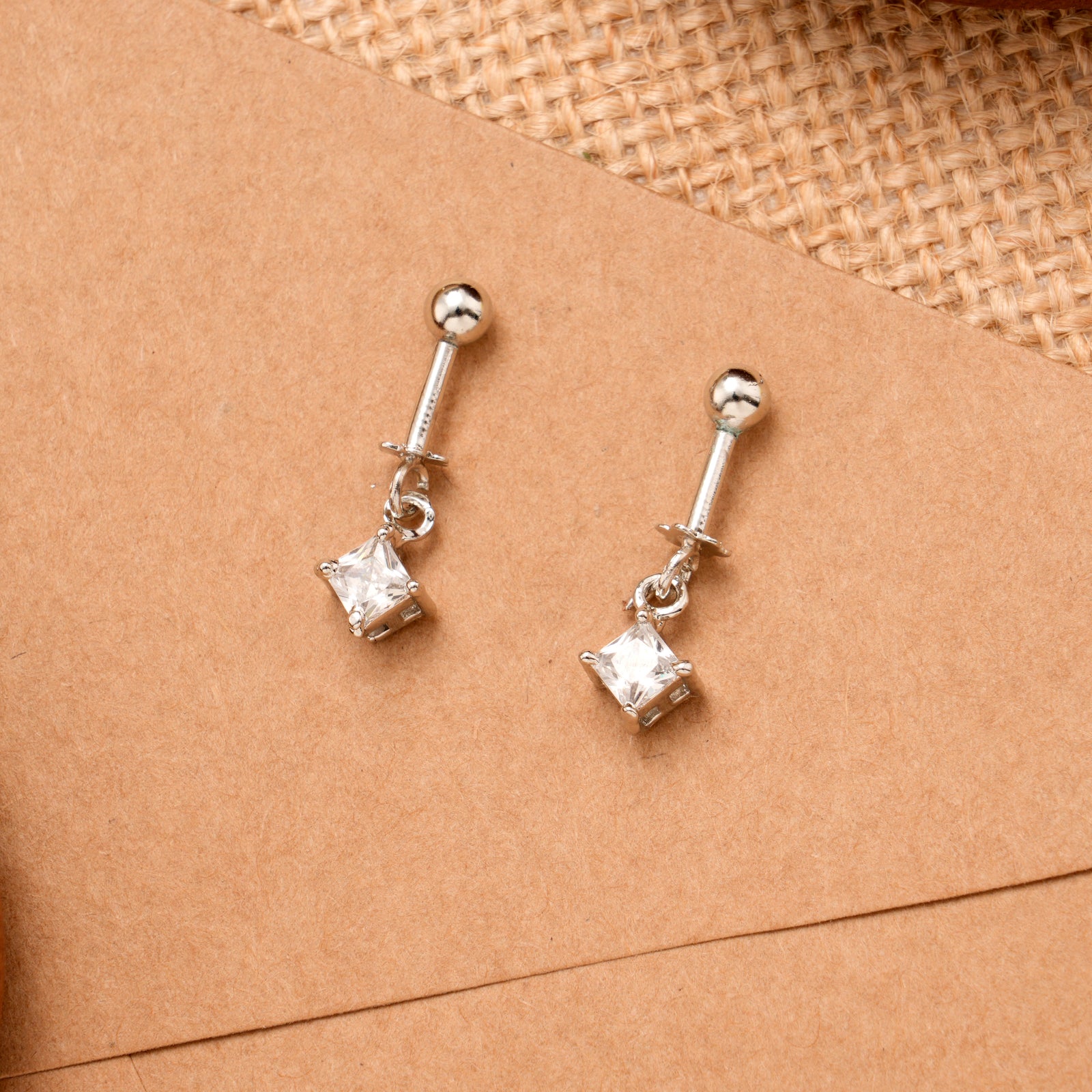 Square Shape White Stone Silver Koppu