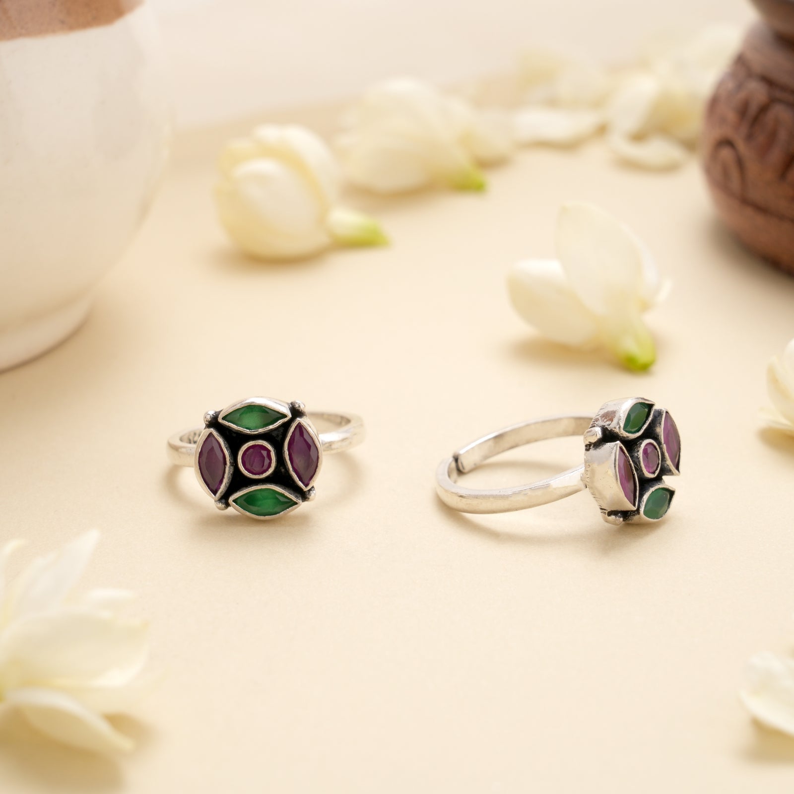 Sparkling Pear Cluster Antique Silver Toe Ring