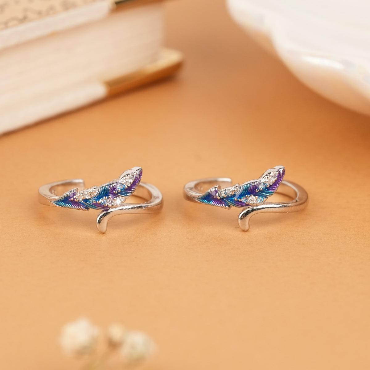 Exquisite Blue Purple Enamel Feather Toe Ring