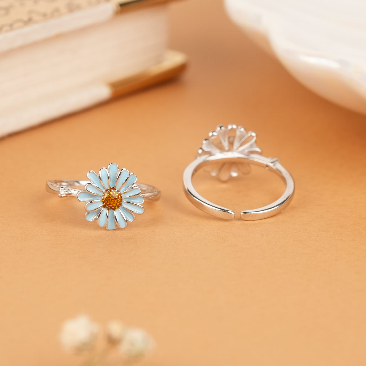 Charming Light Blue Daisy Enamel Toe Ring