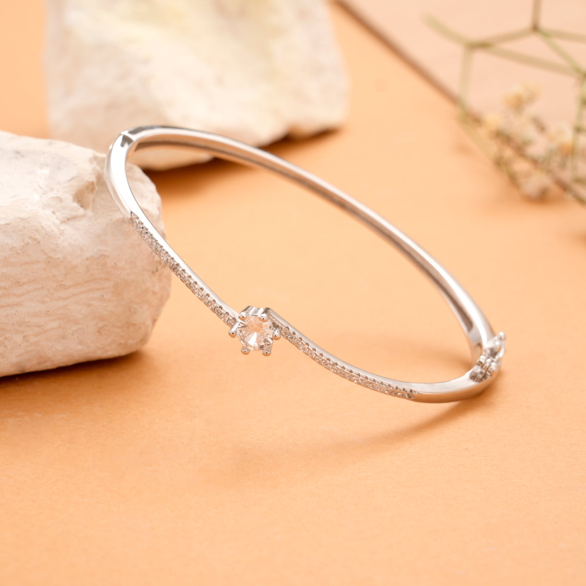 Classic Curl White Stone Silver Kada