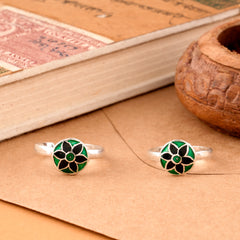 Floral Design Green Black Enamel Silver Toe Ring
