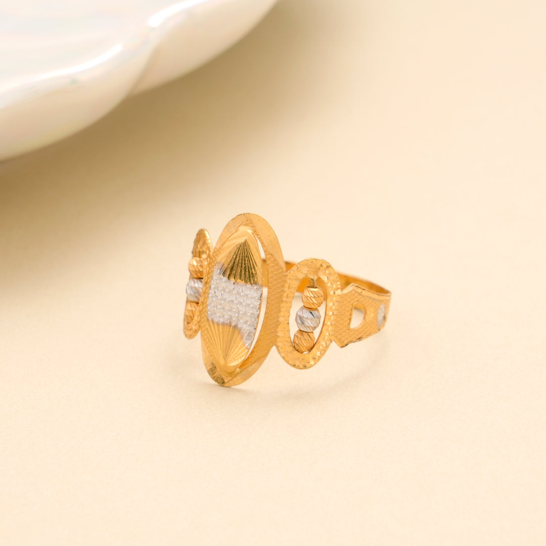 Elegant Oval Layered Gold Ring