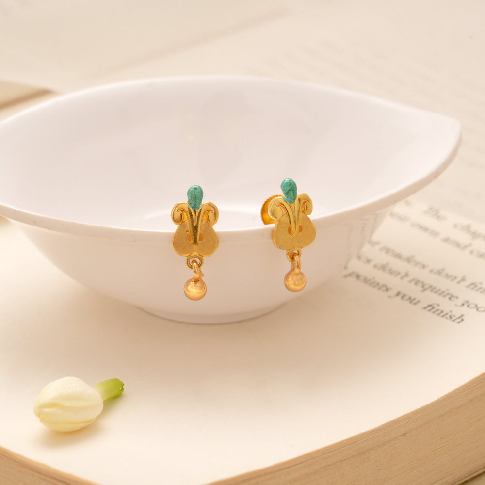 Tiny Charm Butterfly Design Golden Earring