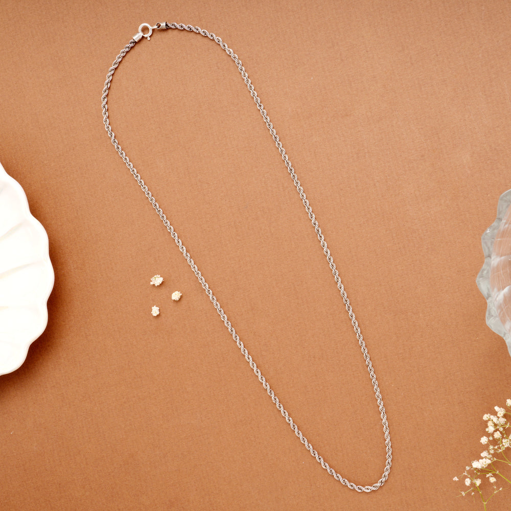 Traditional Twisted Rope Women’s Silver Chain