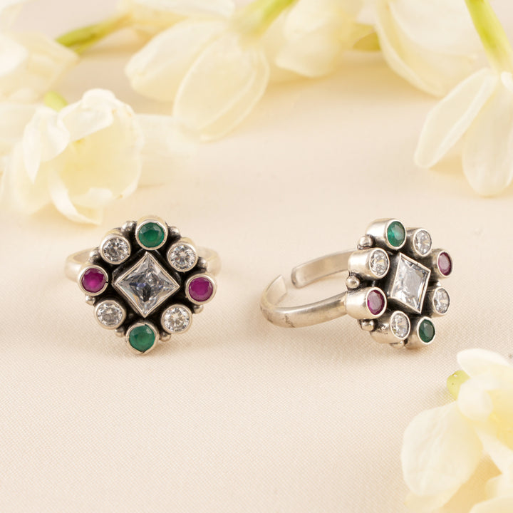 Antique Halo White Stone Silver Toe Ring