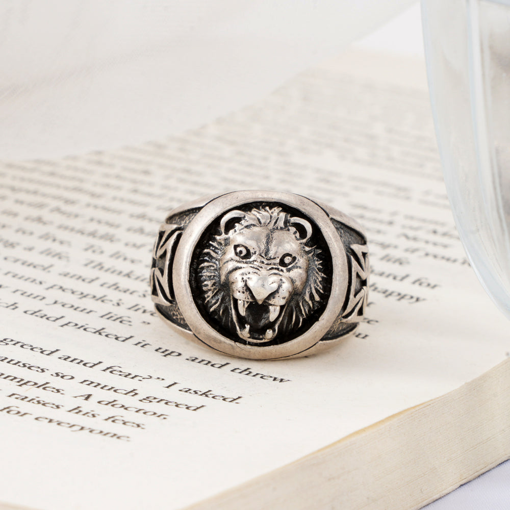 Royal Lion Sterling Silver Ring