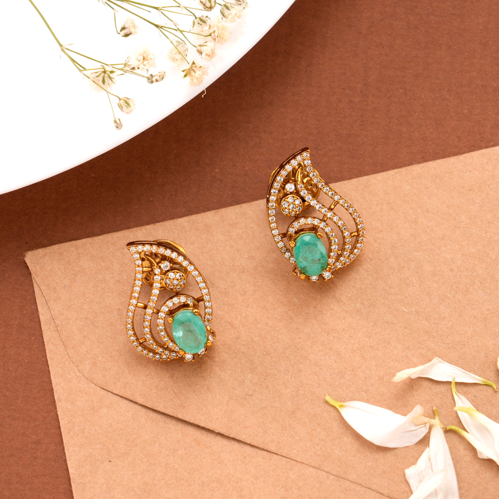 Stylish Single Emerald Golden Stud