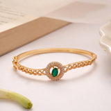 Elegant Oval Emerald Golden Kada