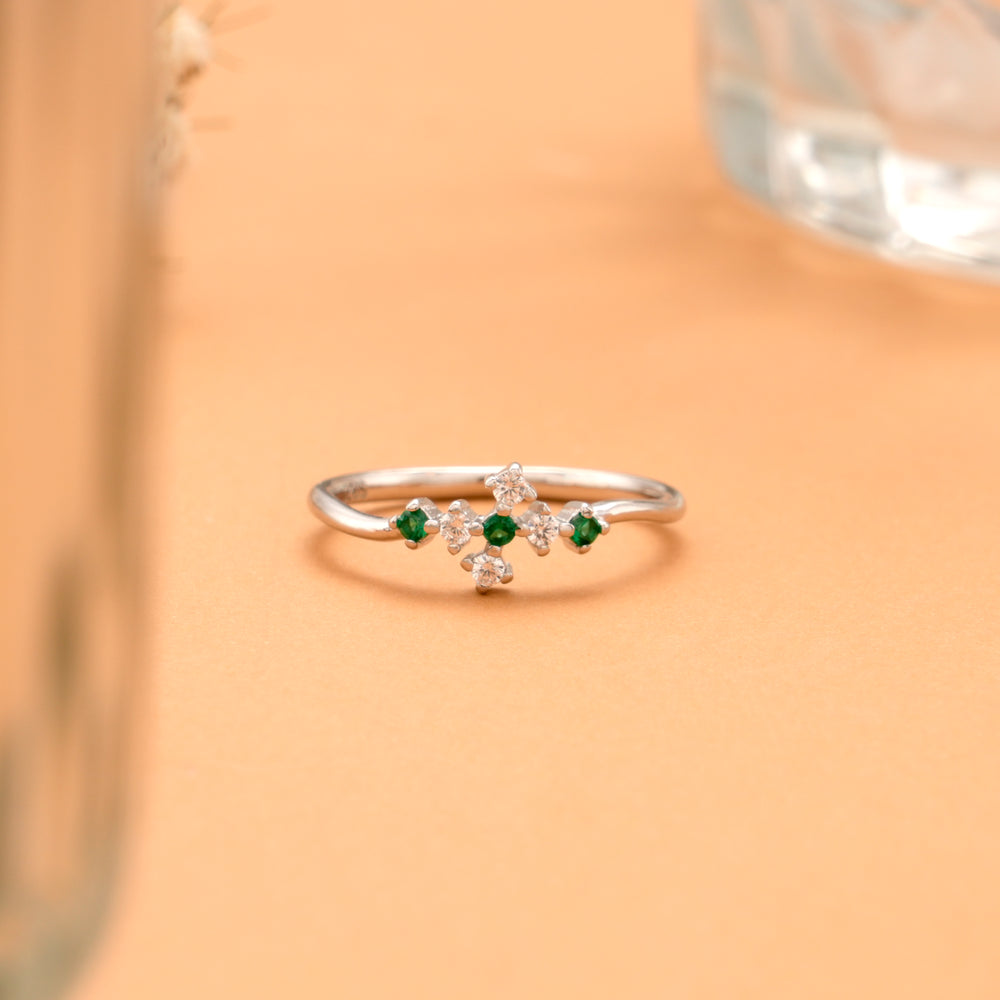 Modern Silver Floral Cluster Ring