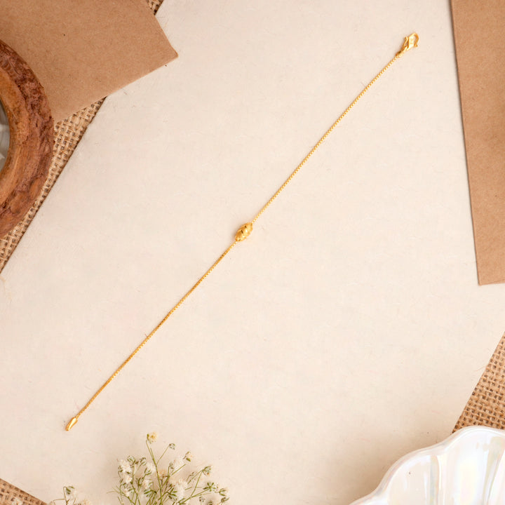 Modern Oval Shape Gold Bracelet