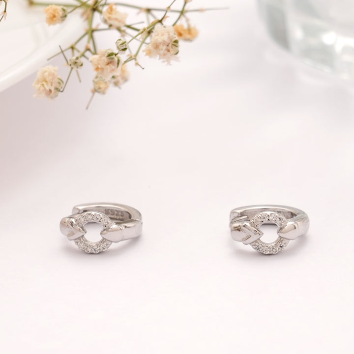 Trendy Round Link Heart Stone Silver Hoop Earring