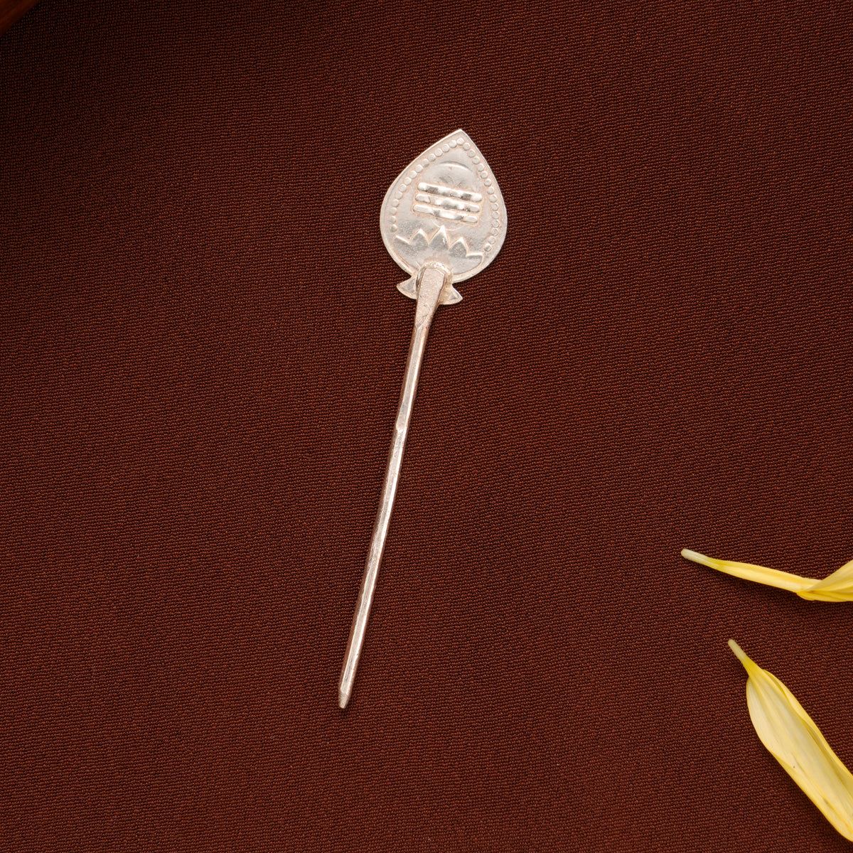 Lotus Design Om Silver Vel
