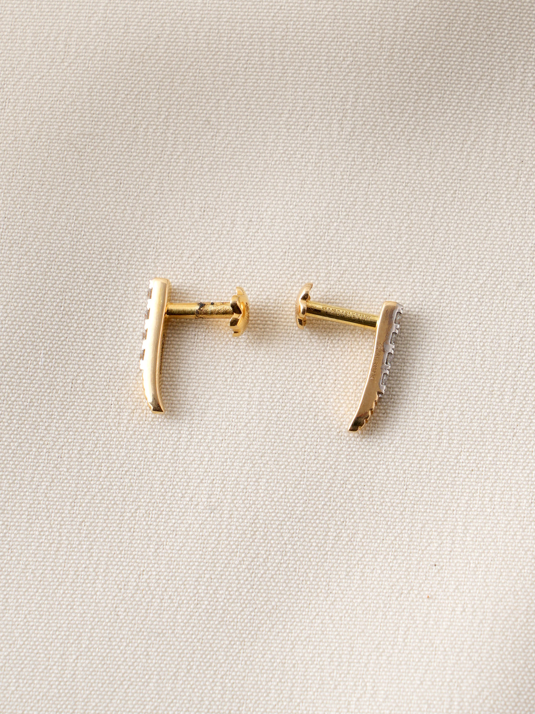 J - Curved Bar Stud