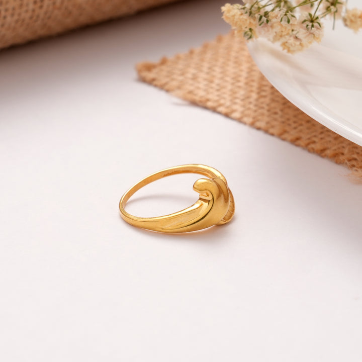 Floral Leaf Pattern Golden Ring