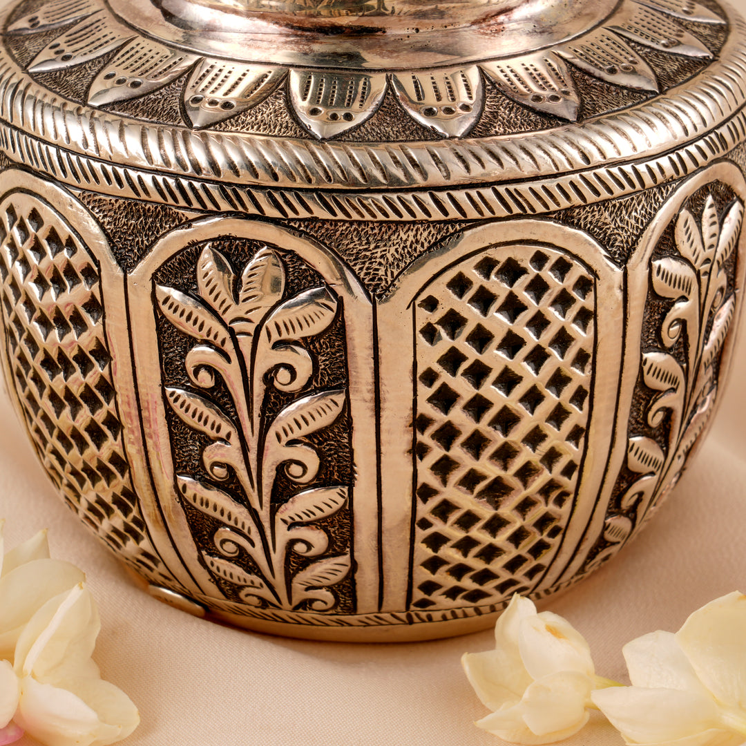 Leaf Design Antique Silver Chombu