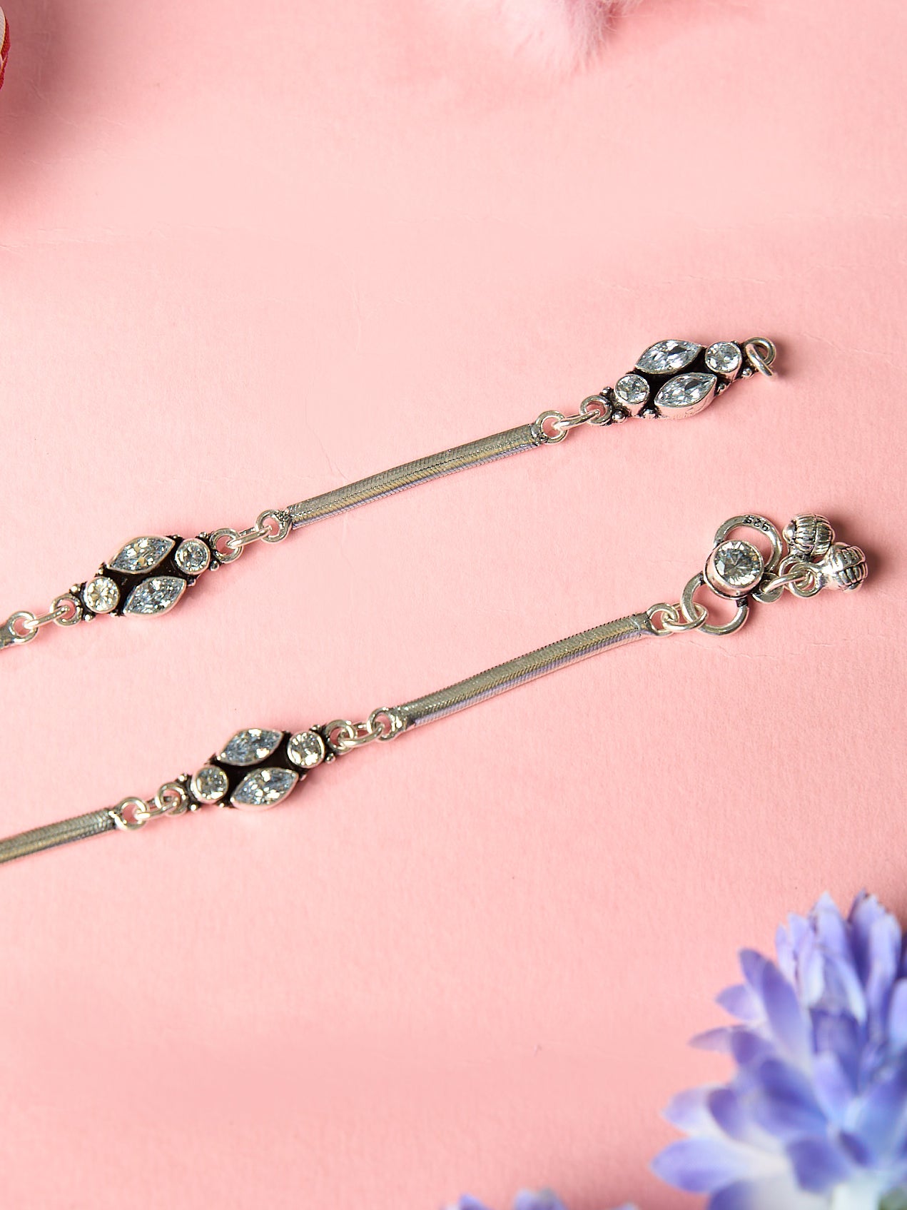 White Spark Antique Anklet