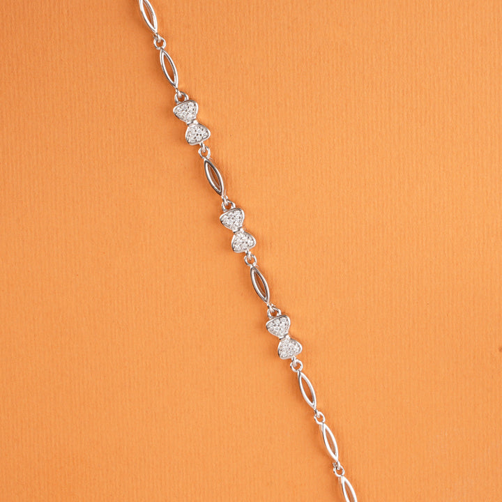 Charming Bow Design Women’s Bracelet
