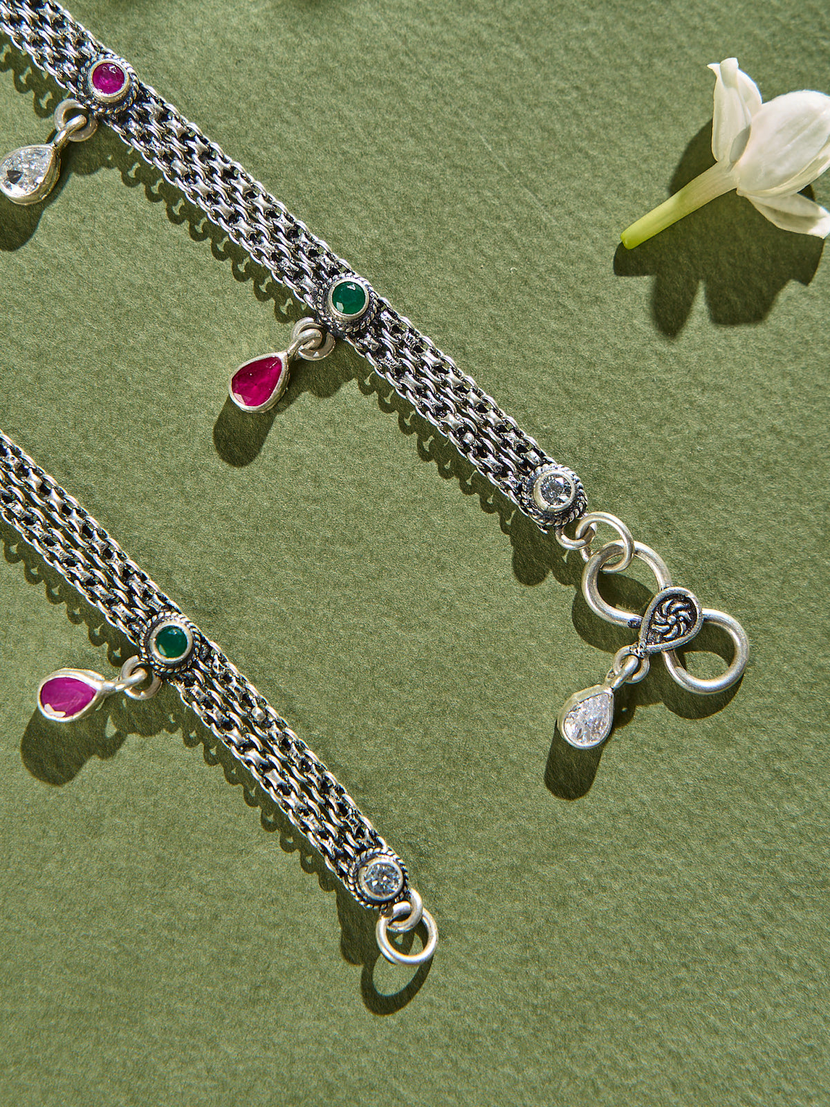 Floral Drops Antique Anklet