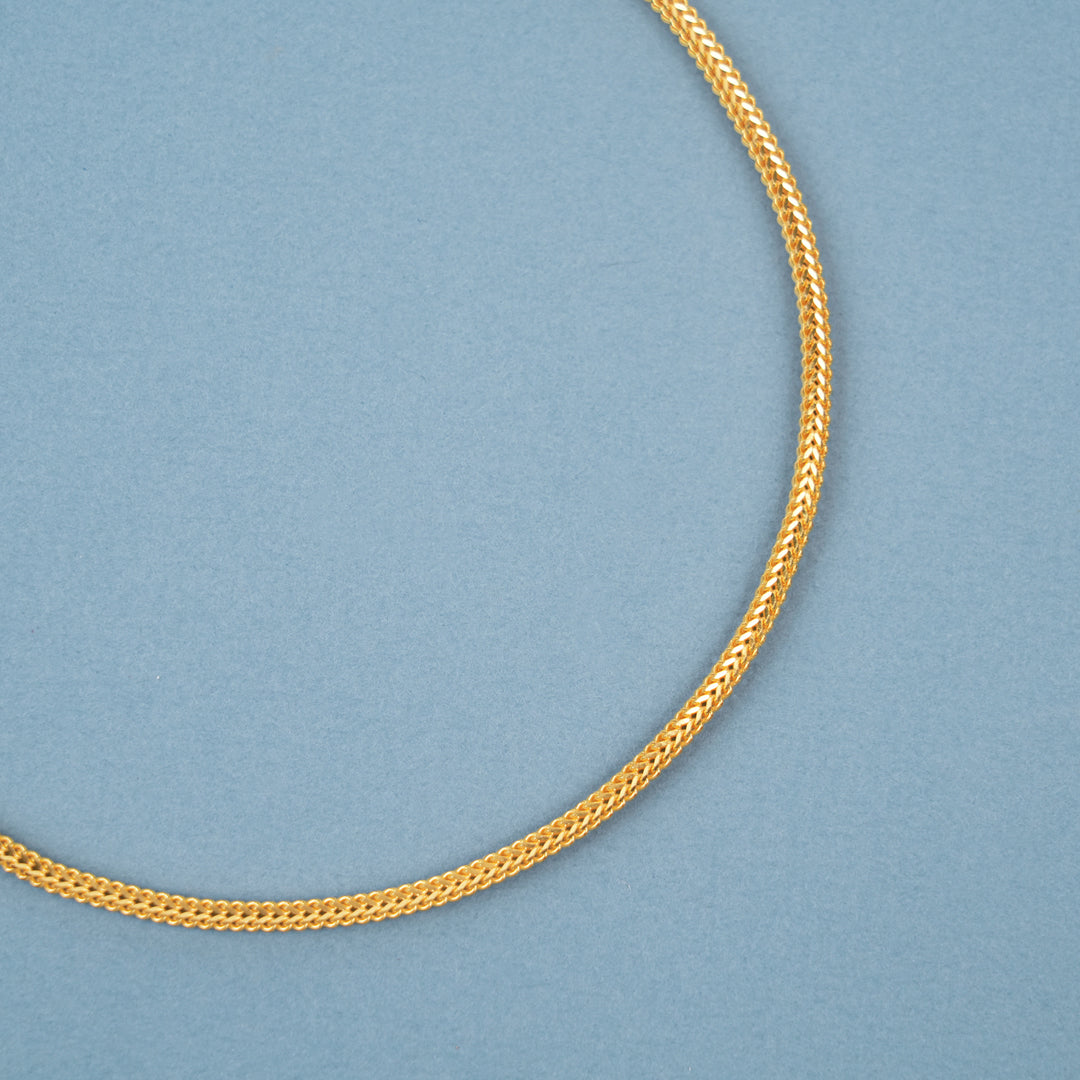 Stylish Gold Smooth Classic Chain