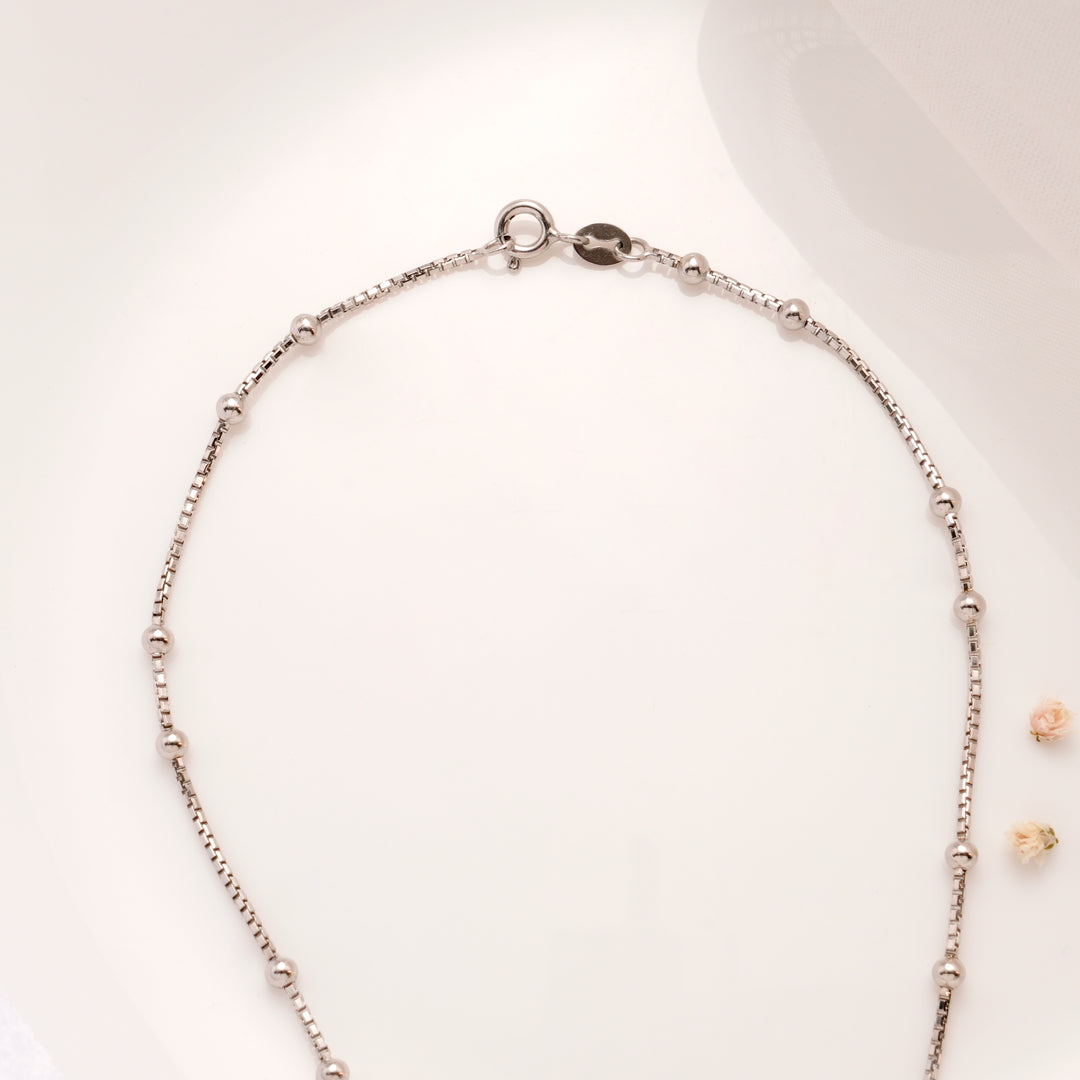 Elegant Silver Ball Design Chain