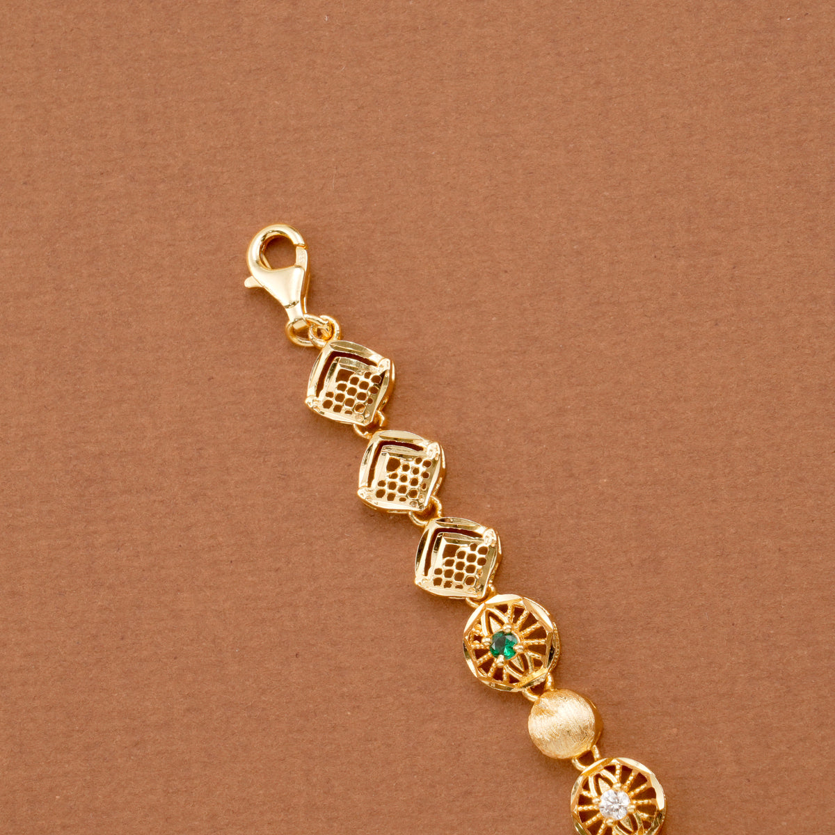 Elegant Beads Flower Design Gold Plated Bracelet