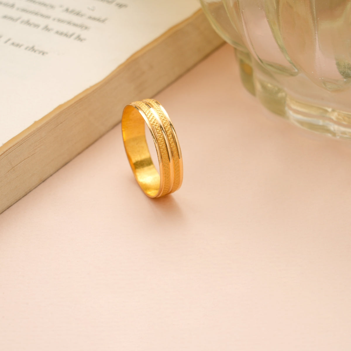 Heritage Line Design Gold Women’s Ring