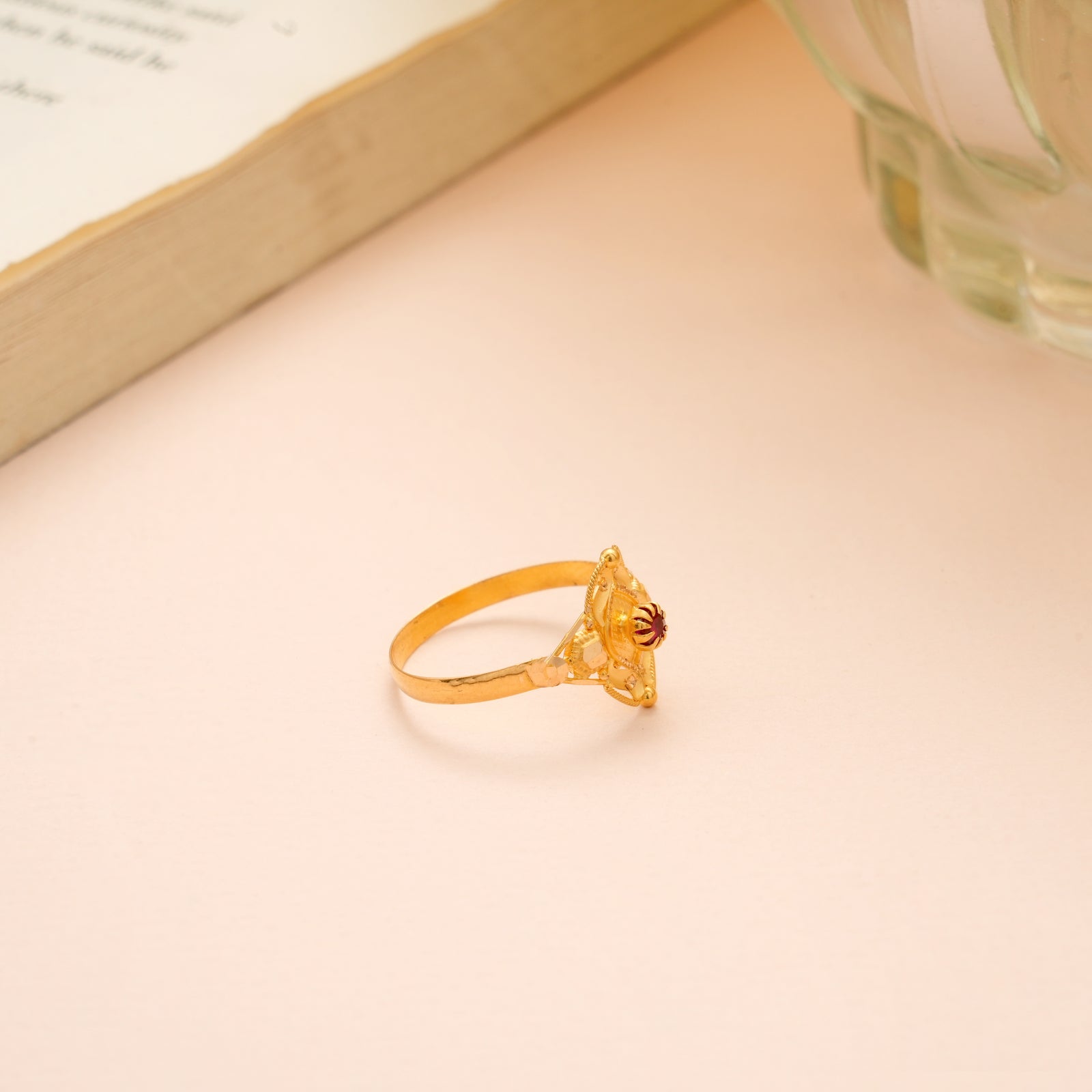 Slim and Oval Blossom Gold Ring