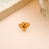 Radiant Blossom Design Gold Ring