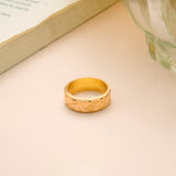 Crisscross Pattern Gold Bold Ring