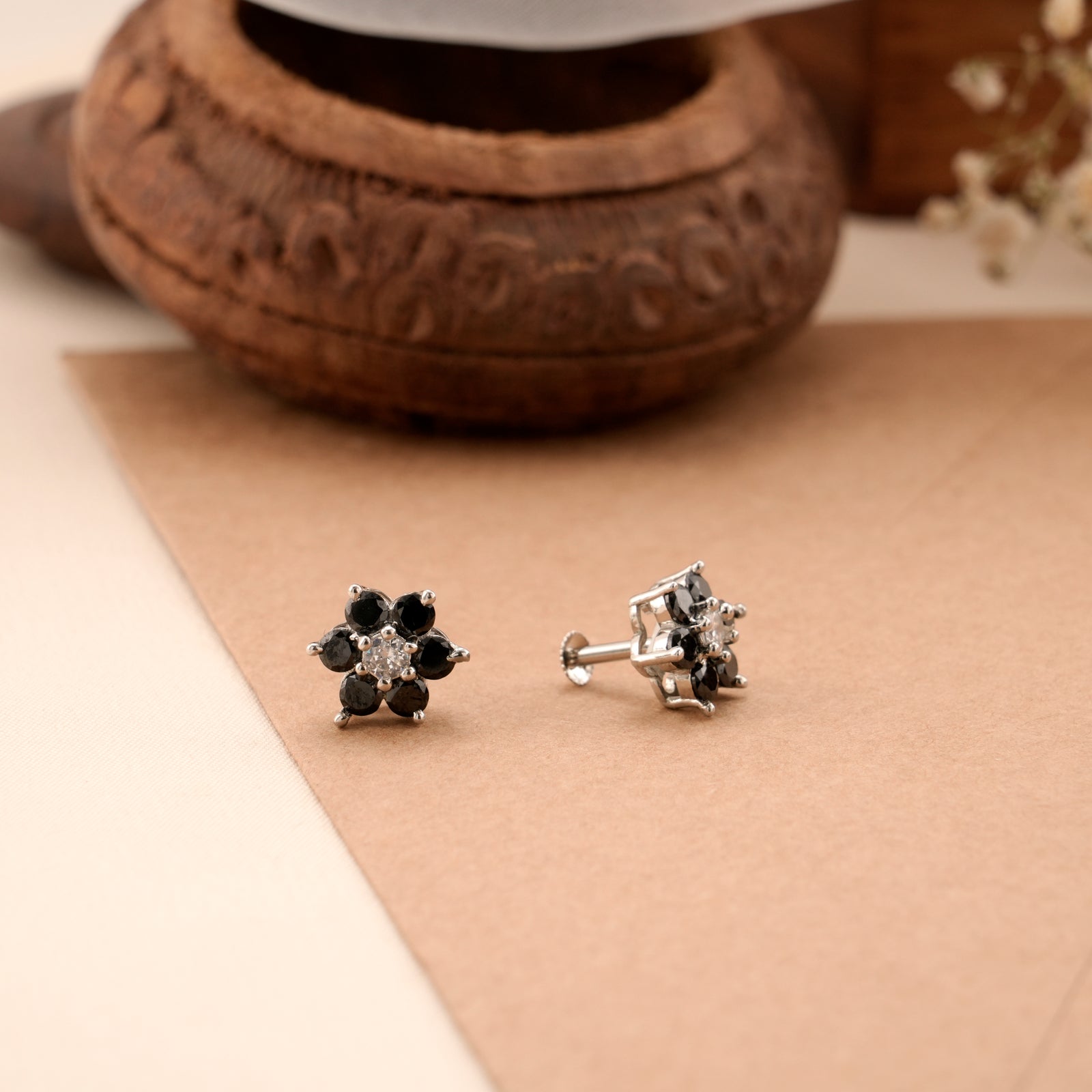 Classic Black Stone with Blossom Silver Stud